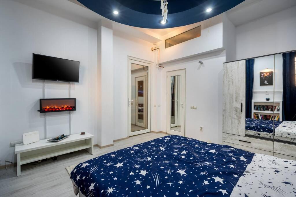 Galaxy Studio Near Bucharest Old Town Kültér fotó